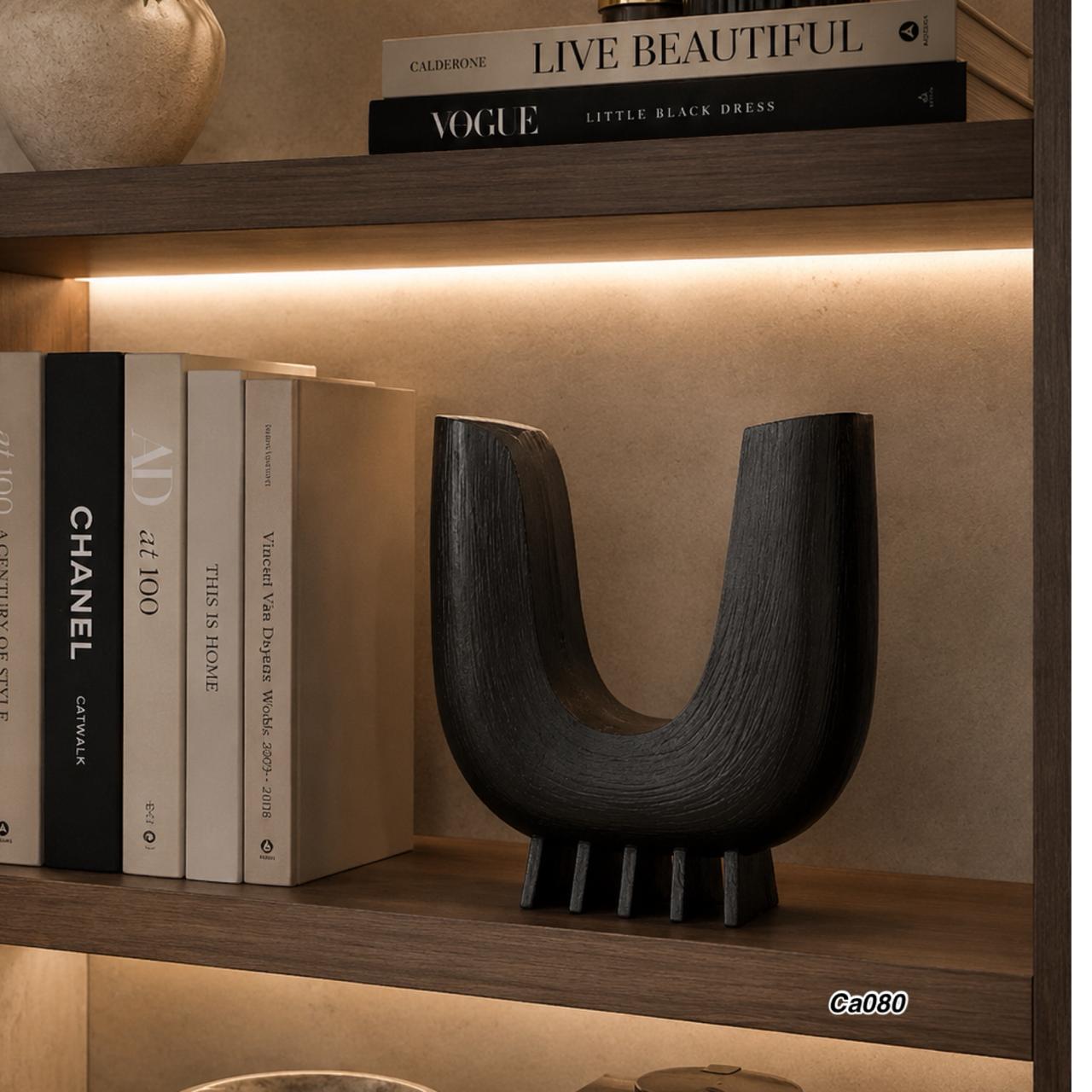 Articulo decorativo negro resina 34cm* 10.5cm* 35cm